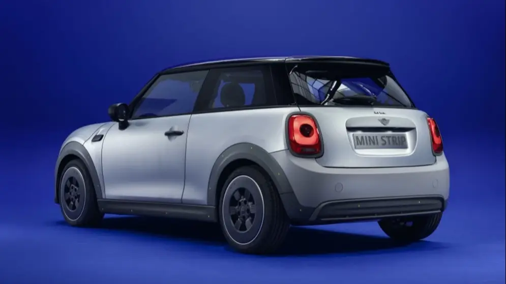MINI STRIP – уникальная коллаборация MINI и Paul Smith.